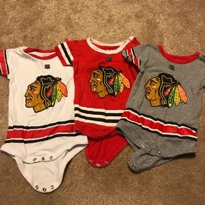 Set of 3 NHL Chicago Blackhawks onesies 18m